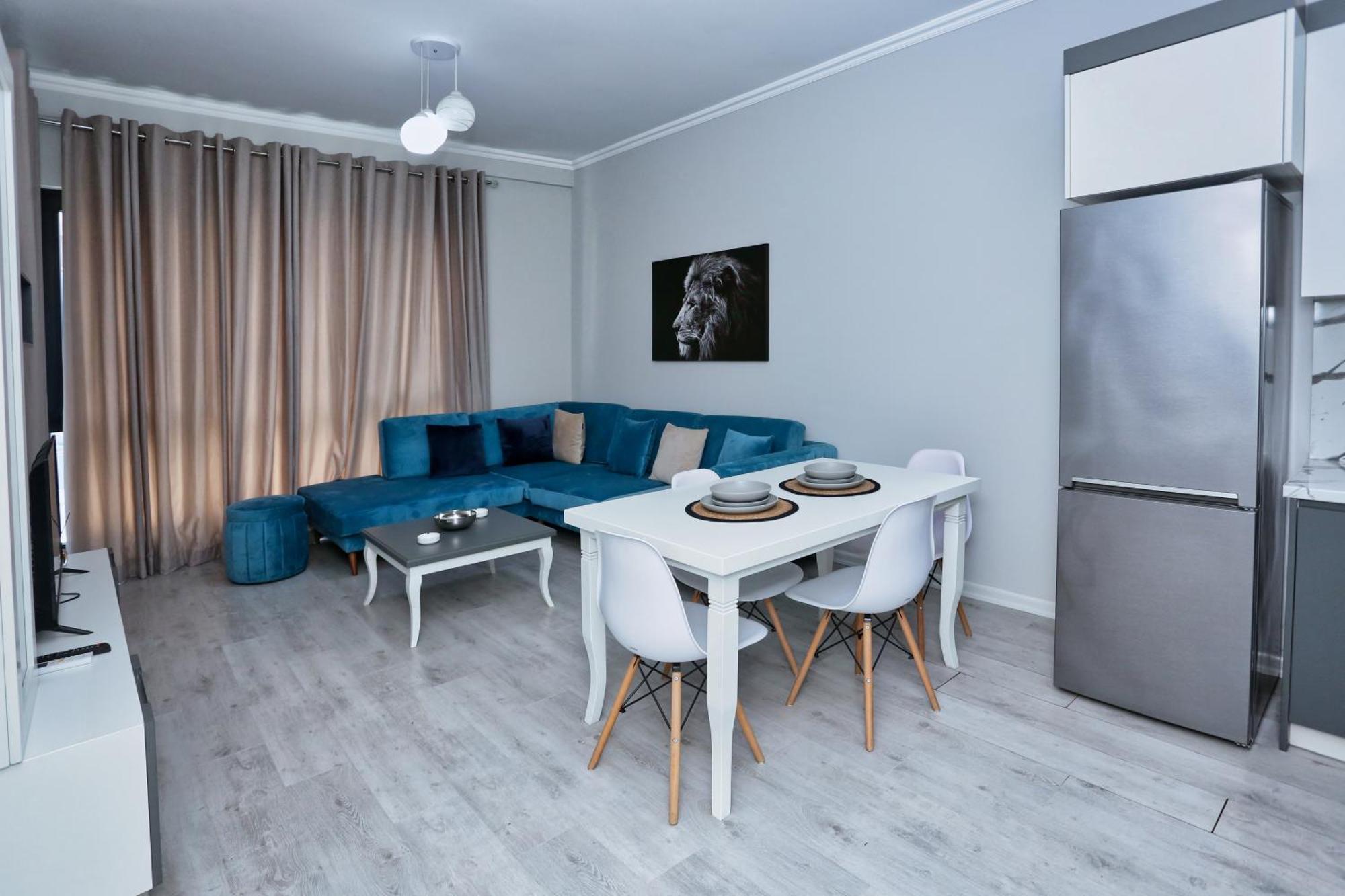 Luxury Square 21tirana