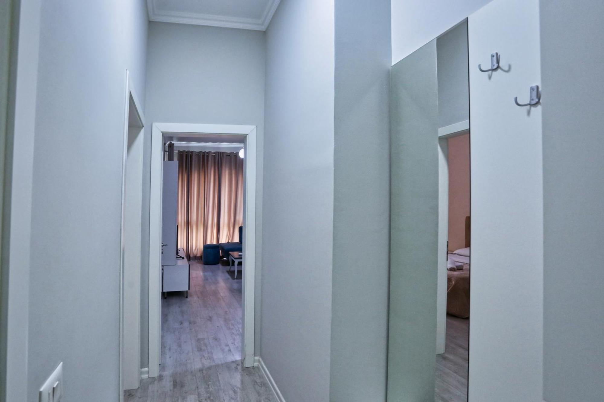 Luxury Square 21tirana